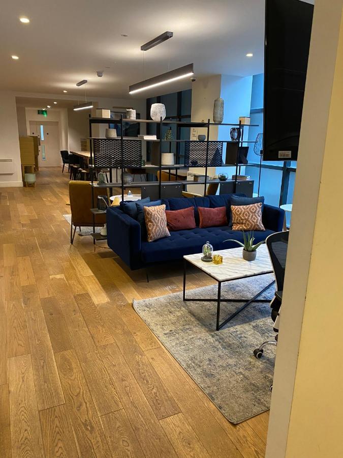 Morden 1 Bedroom City- Apt Central Stylish Living 크로이던 외부 사진