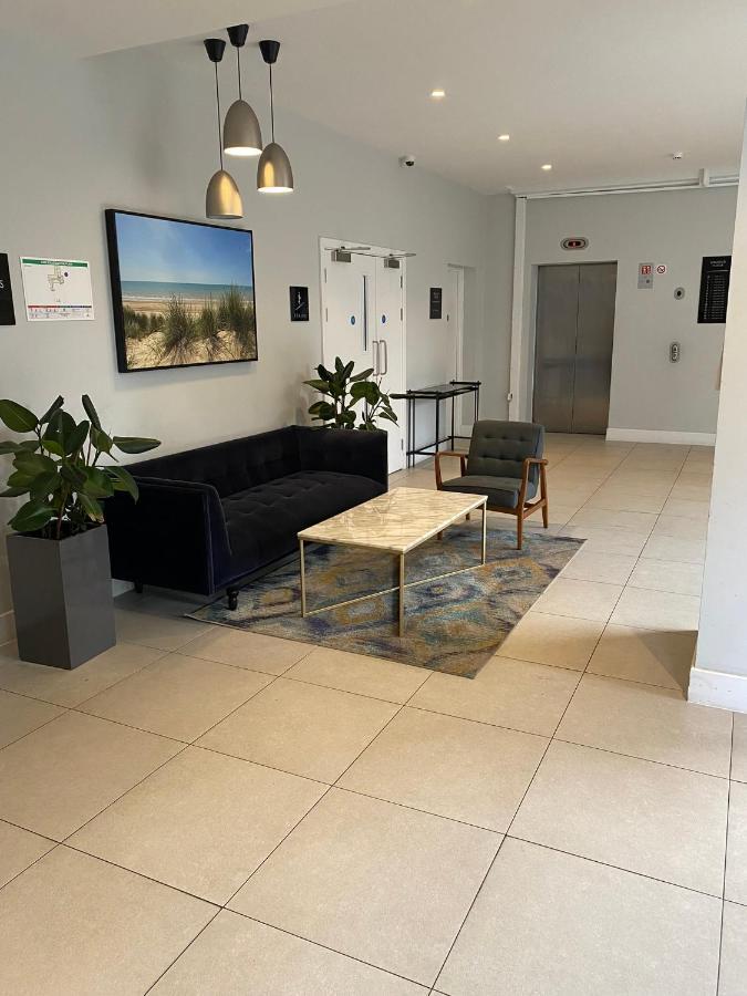 Morden 1 Bedroom City- Apt Central Stylish Living 크로이던 외부 사진
